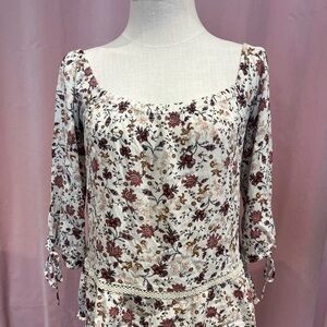 American Eagle Floral Off Shoulder Peplum Blouse M